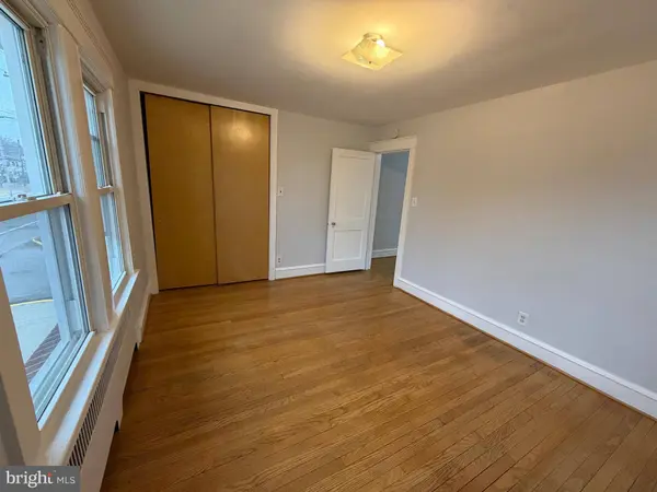 130 N BROADWAY #2, Pennsville, NJ 08070