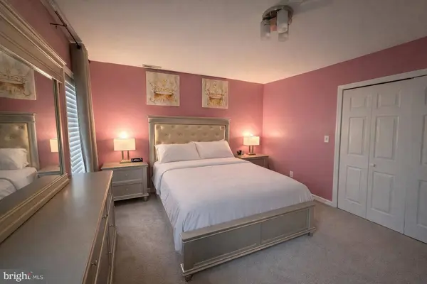 1045 QUINTON AVE, Trenton, NJ 08629