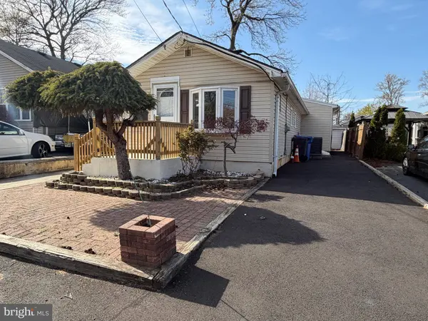 226 OUTLOOK BLVD, Keyport, NJ 07735