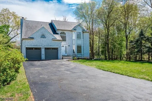 15 Barbour Pl, Piscataway Twp., NJ 08854