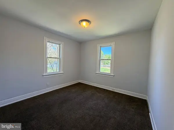 705 W WHITE HORSE PIKE, Egg Harbor City, NJ 08215