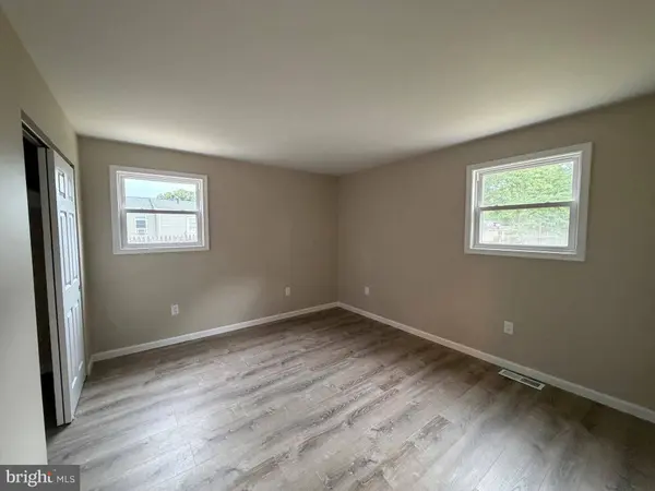 1133 LOUIS DR, Millville, NJ 08332