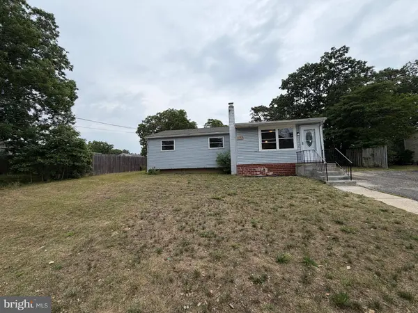 1133 LOUIS DR, Millville, NJ 08332