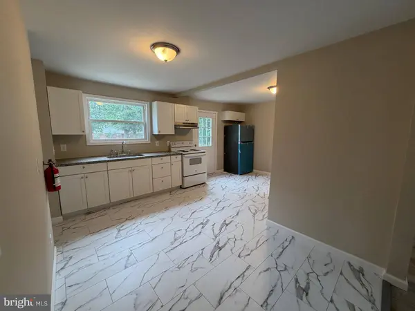 1133 LOUIS DR, Millville, NJ 08332
