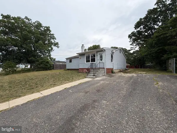 1133 LOUIS DR, Millville, NJ 08332