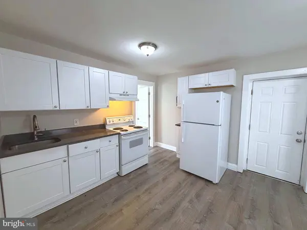 108 W BUCK ST, Paulsboro, NJ 08066