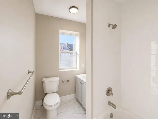 28 N ANDERSON ST, Trenton, NJ 08609