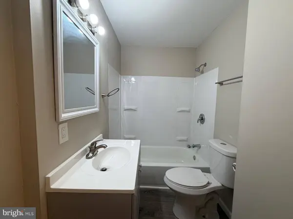 5251 WHITE HORSE PIKE, Egg Harbor City, NJ 08215