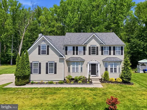 4 TAISLEY LN, Burlington, NJ 08016