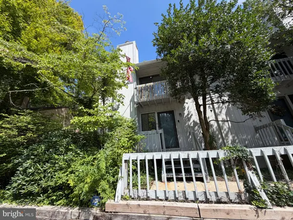 31 HARWOOD LN #DD
