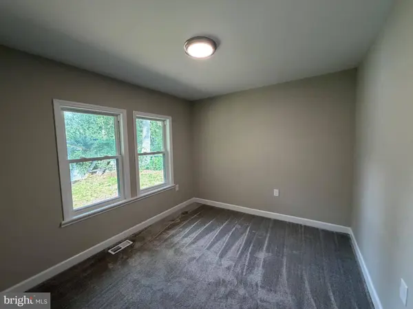 326 SUMACH ST, Browns Mills, NJ 08015