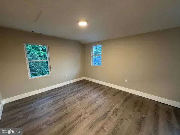 215 THOMAS AVE N, Lawnside, NJ 08045