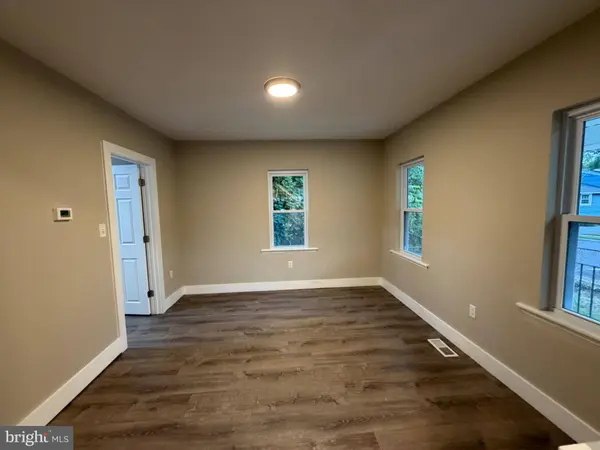 215 THOMAS AVE N, Lawnside, NJ 08045