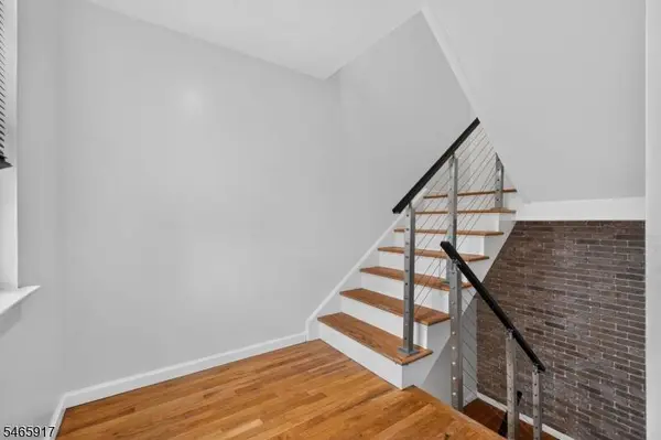 409 Halsey St, Newark City, NJ 07102