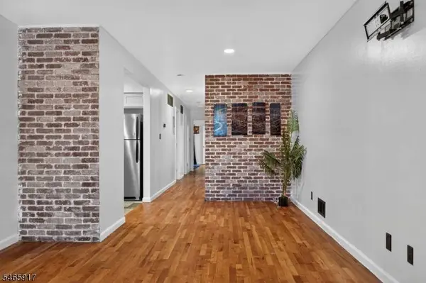 409 Halsey St, Newark City, NJ 07102