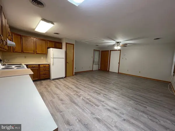1 NEW JERSEY AVE, Pennsville, NJ 08070