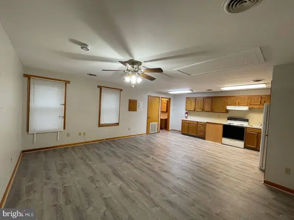 1 NEW JERSEY AVE, Pennsville, NJ 08070