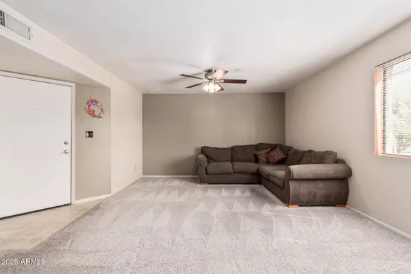 8155 E ROOSEVELT Street #204, Scottsdale, AZ 85257