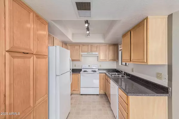 8155 E ROOSEVELT Street #204, Scottsdale, AZ 85257