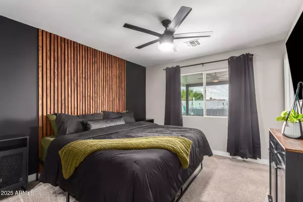 4839 W JUNIPER Avenue, Glendale, AZ 85306