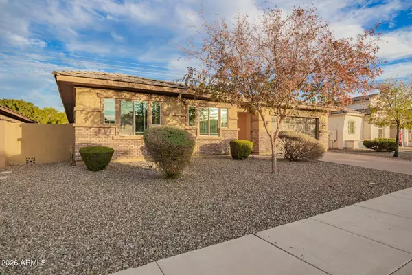 5283 S JOSHUA TREE Lane, Gilbert, AZ 85298