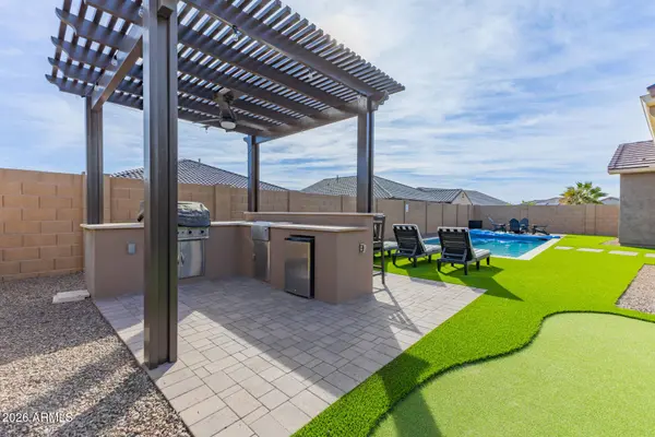 18399 W BROOKWOOD Drive, Goodyear, AZ 85338