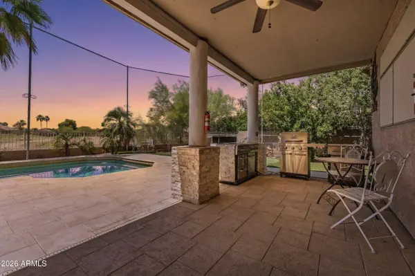 1038 S PALOMINO CREEK Drive, Gilbert, AZ 85296