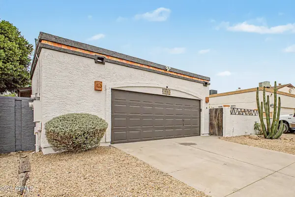 906 E ESCUDA Drive, Phoenix, AZ 85024