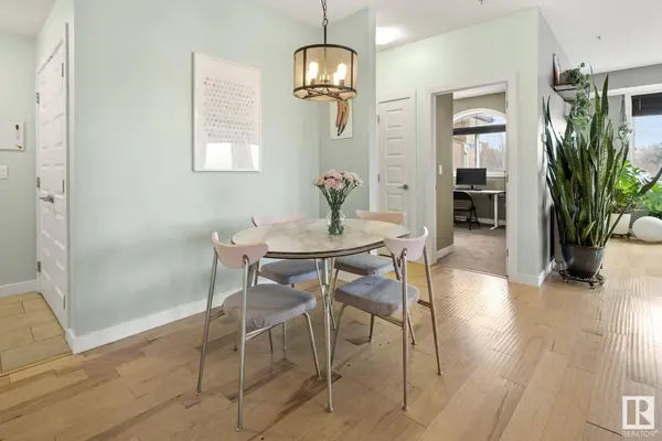 #305 8730 82 AV NW, Edmonton, AB T6C 0Z1