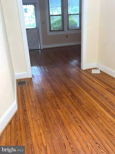 4212 KENNEDY ST, Hyattsville, MD 20781