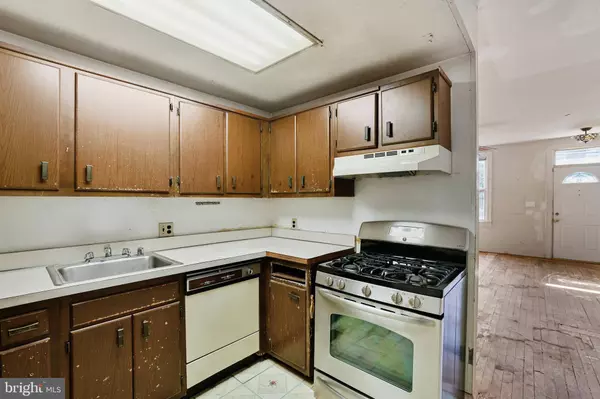 4208 4TH ST NW, Washington, DC 20011