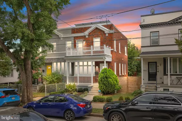 812 TEWKESBURY PL NW, Washington, DC 20012