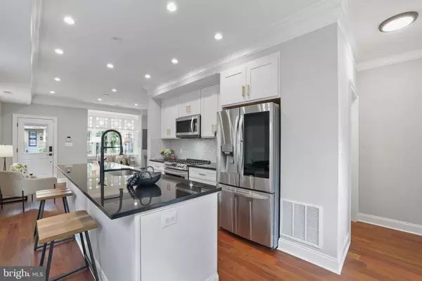 812 TEWKESBURY PL NW, Washington, DC 20012