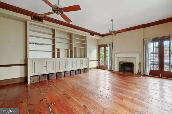 517 6TH ST SE #2, Washington, DC 20003