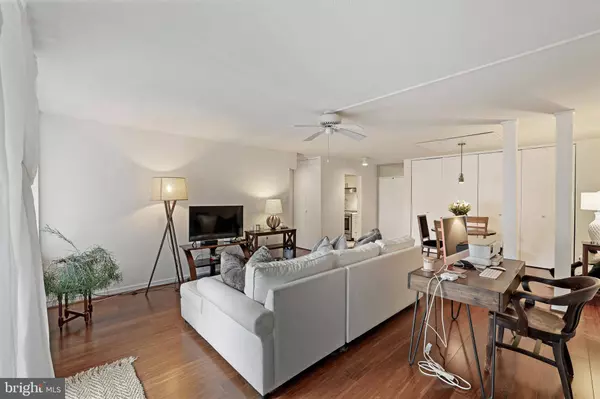 1245 4TH ST SW #E106, Washington, DC 20024