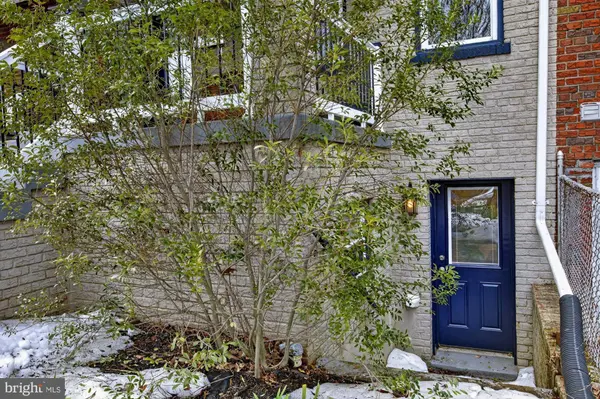 310 16TH ST NE, Washington, DC 20002
