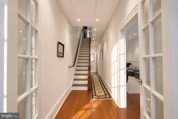 319 C ST SE, Washington, DC 20003