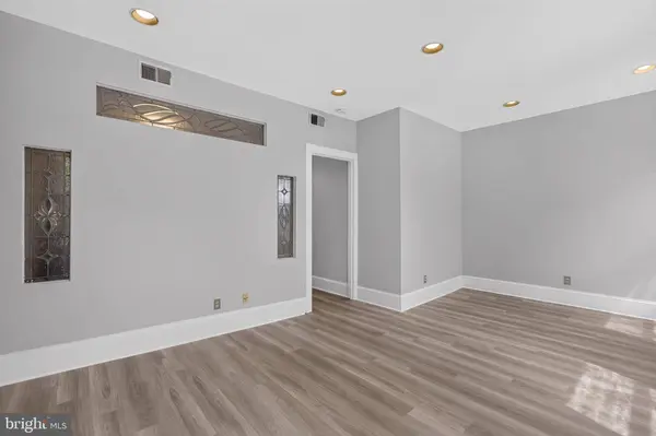 705 8TH ST SE #200, Washington, DC 20003