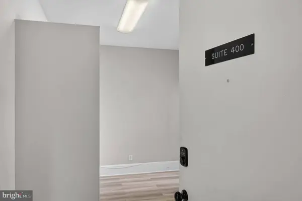 705 8TH ST SE #400, Washington, DC 20003