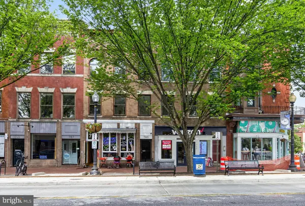 705 8TH ST SE #400, Washington, DC 20003