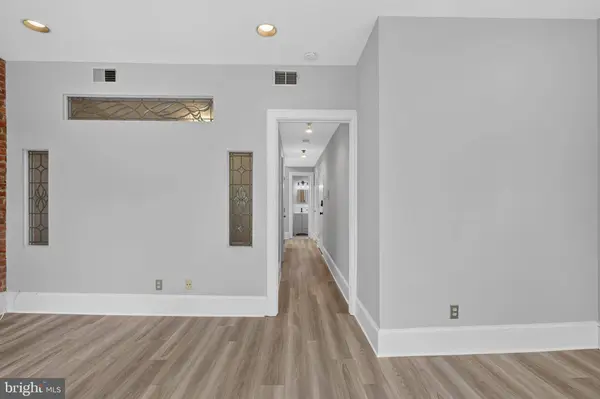 705 8TH ST SE #200, Washington, DC 20003