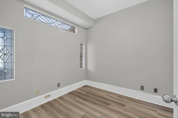 705 8TH ST SE #200, Washington, DC 20003