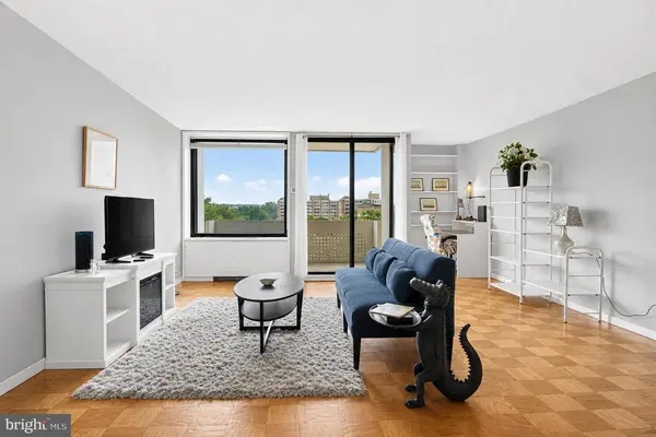 1245 4TH ST SW #E602, Washington, DC 20024