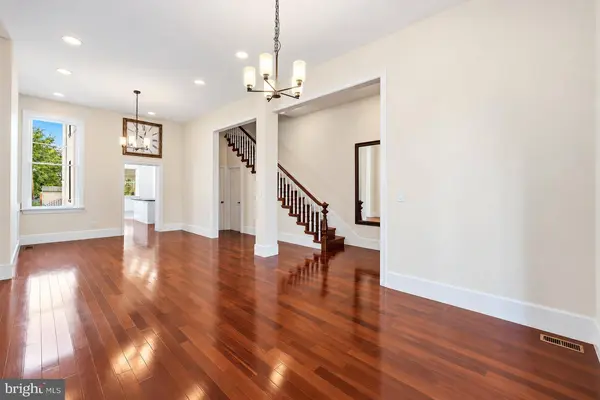 1620 Q ST NW, Washington, DC 20009