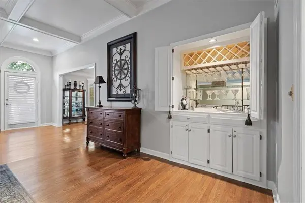 7925 W 118th TER, Overland Park, KS 66210