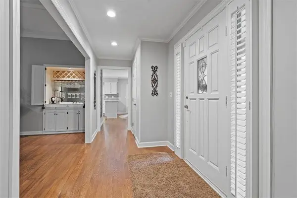 7925 W 118th TER, Overland Park, KS 66210