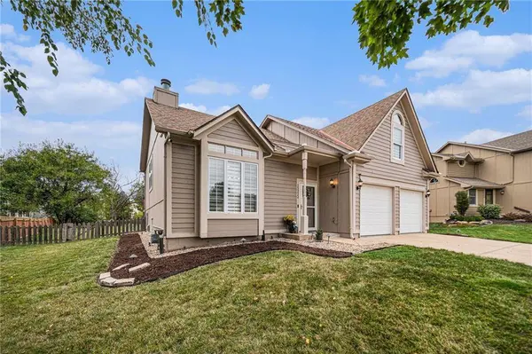 15212 Riley ST, Overland Park, KS 66223