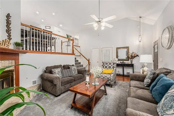 15212 Riley ST, Overland Park, KS 66223