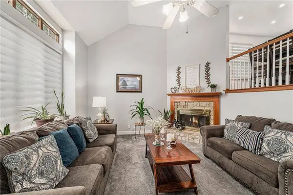 15212 Riley ST, Overland Park, KS 66223