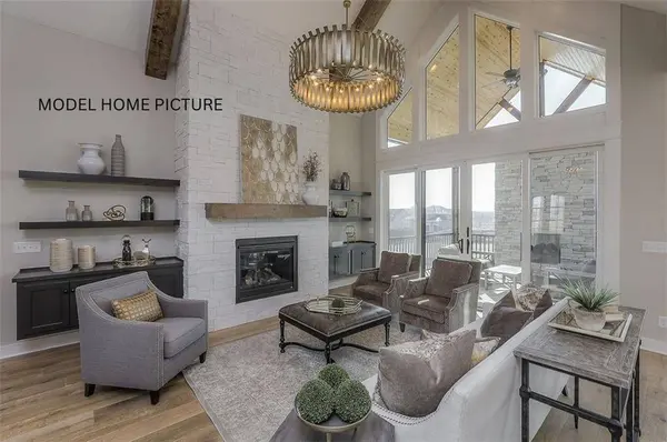 12501 W 169th ST, Overland Park, KS 66221